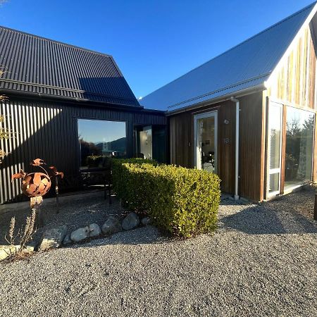 Luxury Lake View House Lake Tekapo Exterior photo